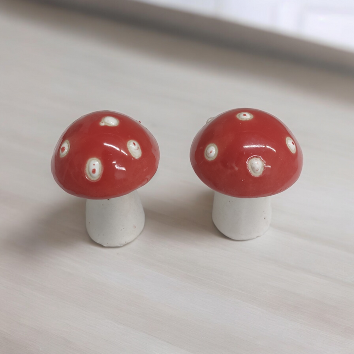 Pair of 2 mushroom ceramic miniature (red)