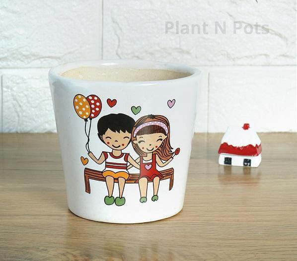 Love Couple Round White Ceramic Pot (4 inch) - Plant N Pots