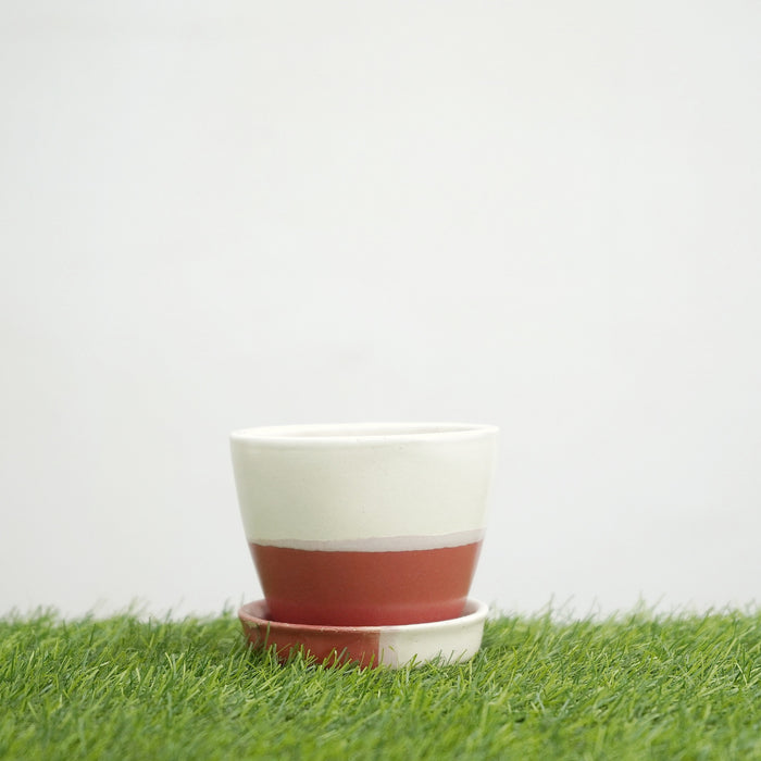Red Round Egg Shape Ceramic Pot with tray