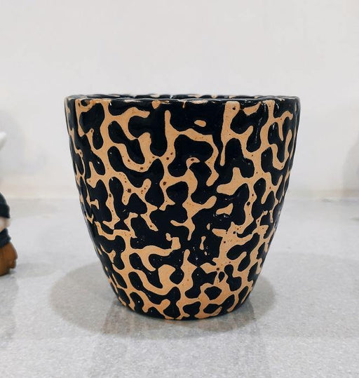 Embossed Ceramic Pot, Black cream ( 4 inch ) - Plant N Pots